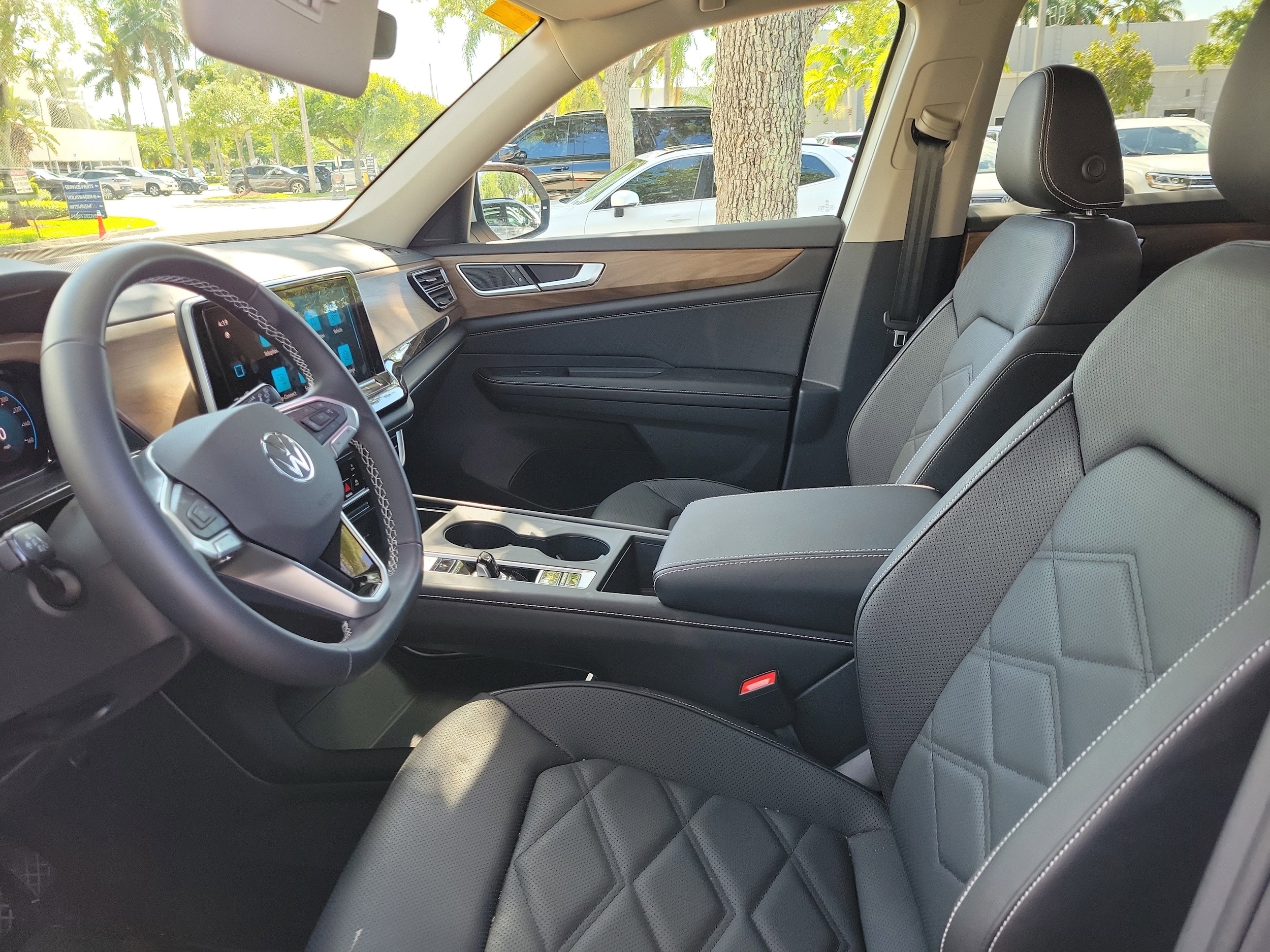 2026 Volkswagen Atlas SE - Photo 15