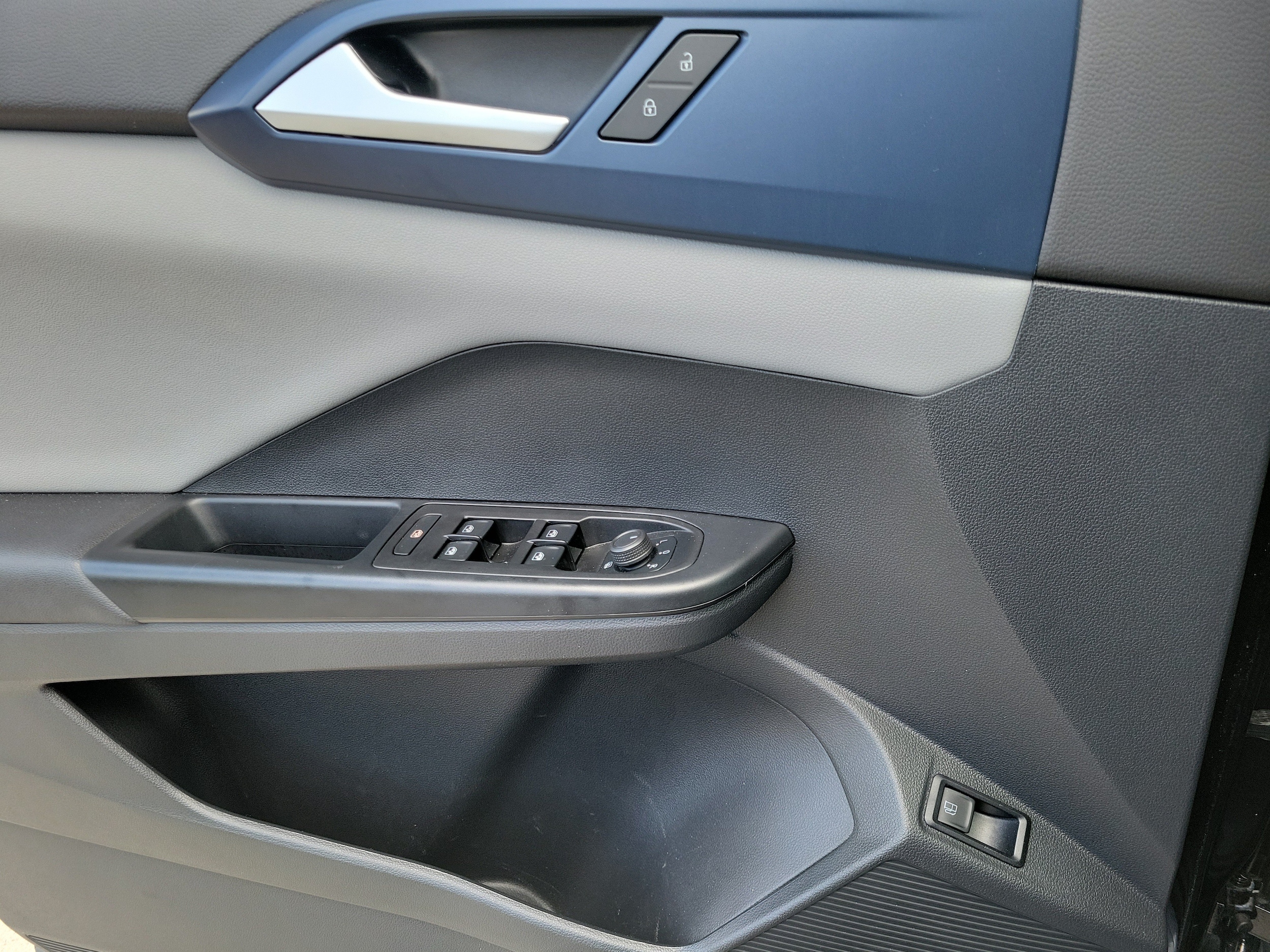 2023 Volkswagen Taos SE - Photo 20