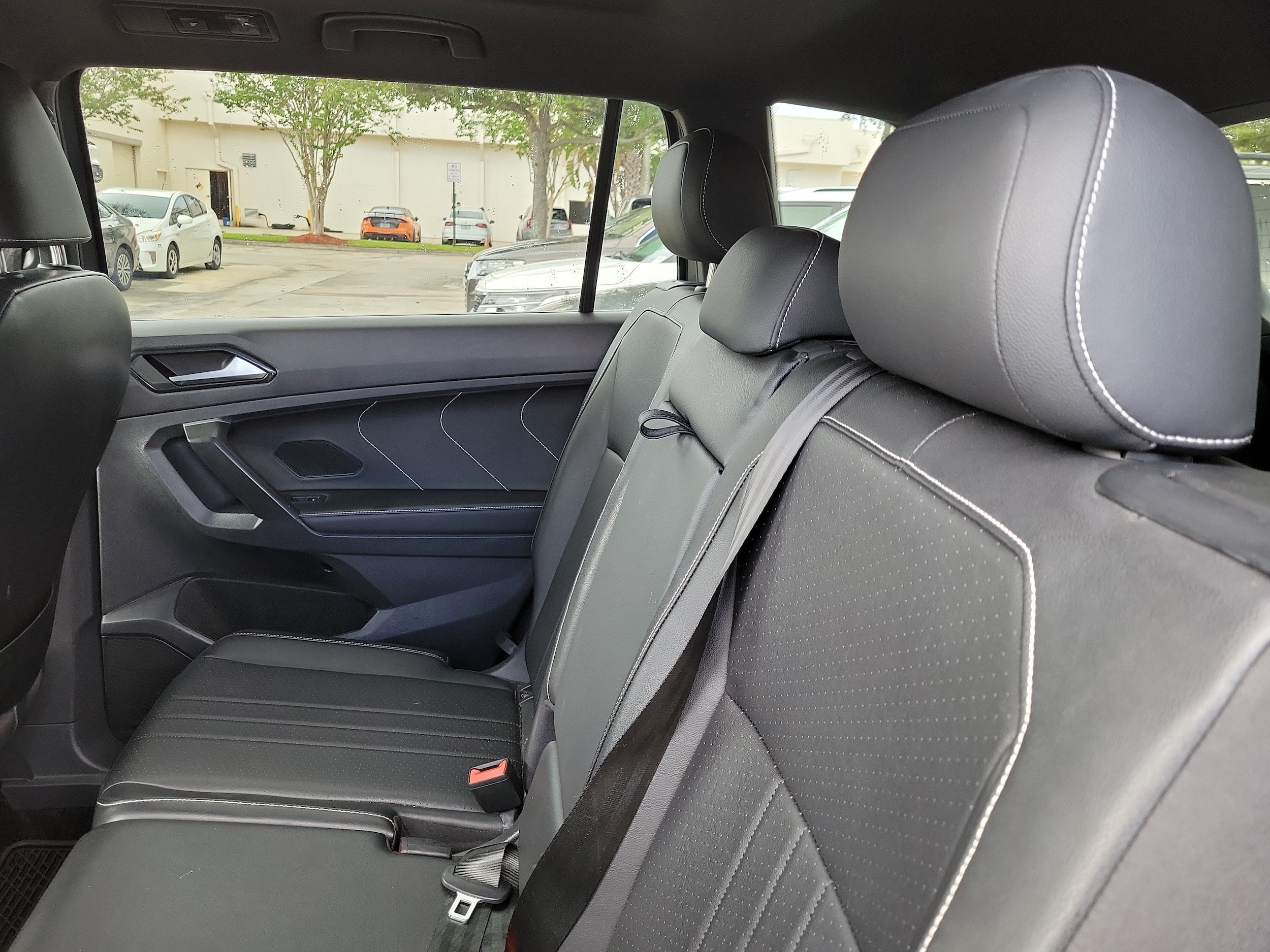 2023 Volkswagen Tiguan SE R-LINE BLACK - Photo 12