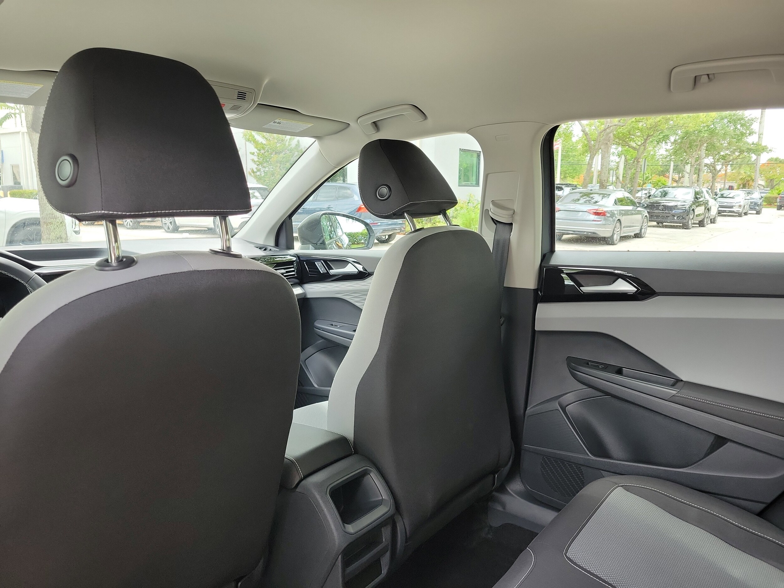 2024 Volkswagen Taos S - Photo 15