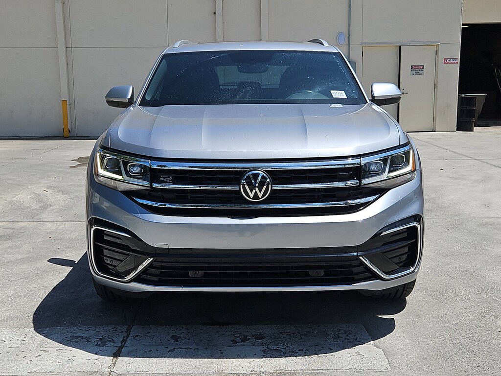 Used 2021 Volkswagen Atlas Cross Sport 3.6L V6 SE w/Technology R-Line SUV
