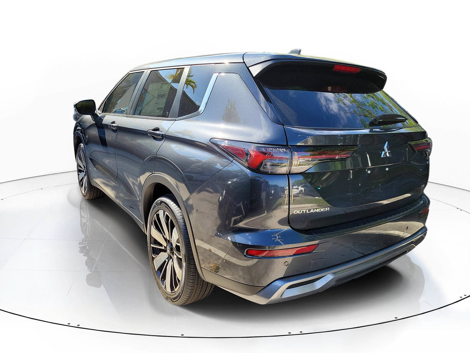 2026 Mitsubishi Outlander SE - Photo 6