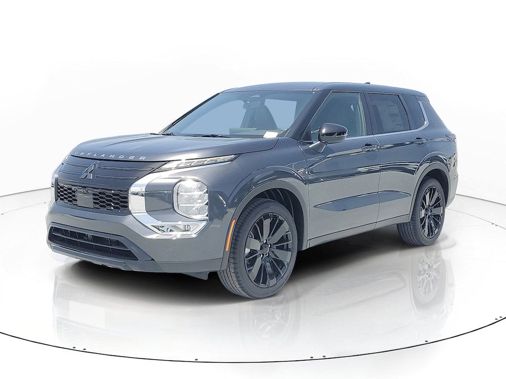 New 2026 Mitsubishi Outlander LE SUV