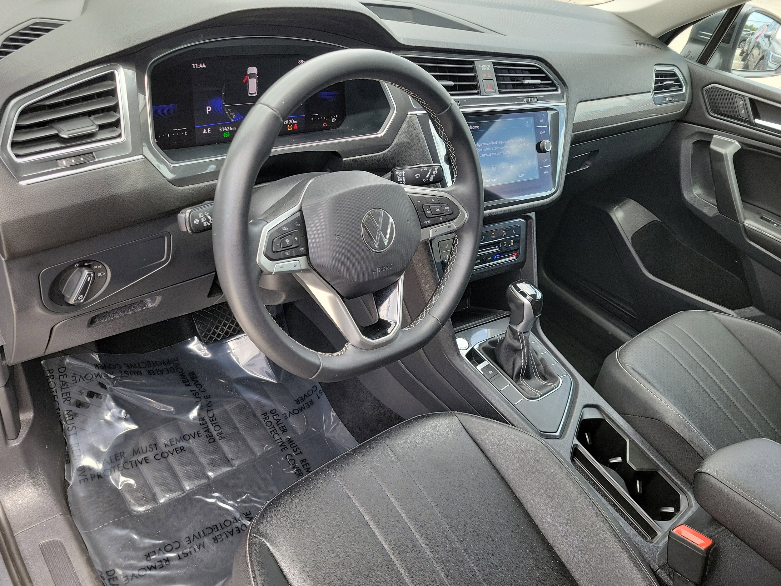 2023 Volkswagen Tiguan SE - Photo 20