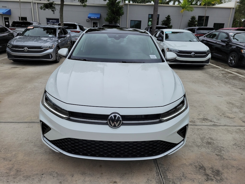 Used 2025 Volkswagen Jetta 1.5T SEL Sedan