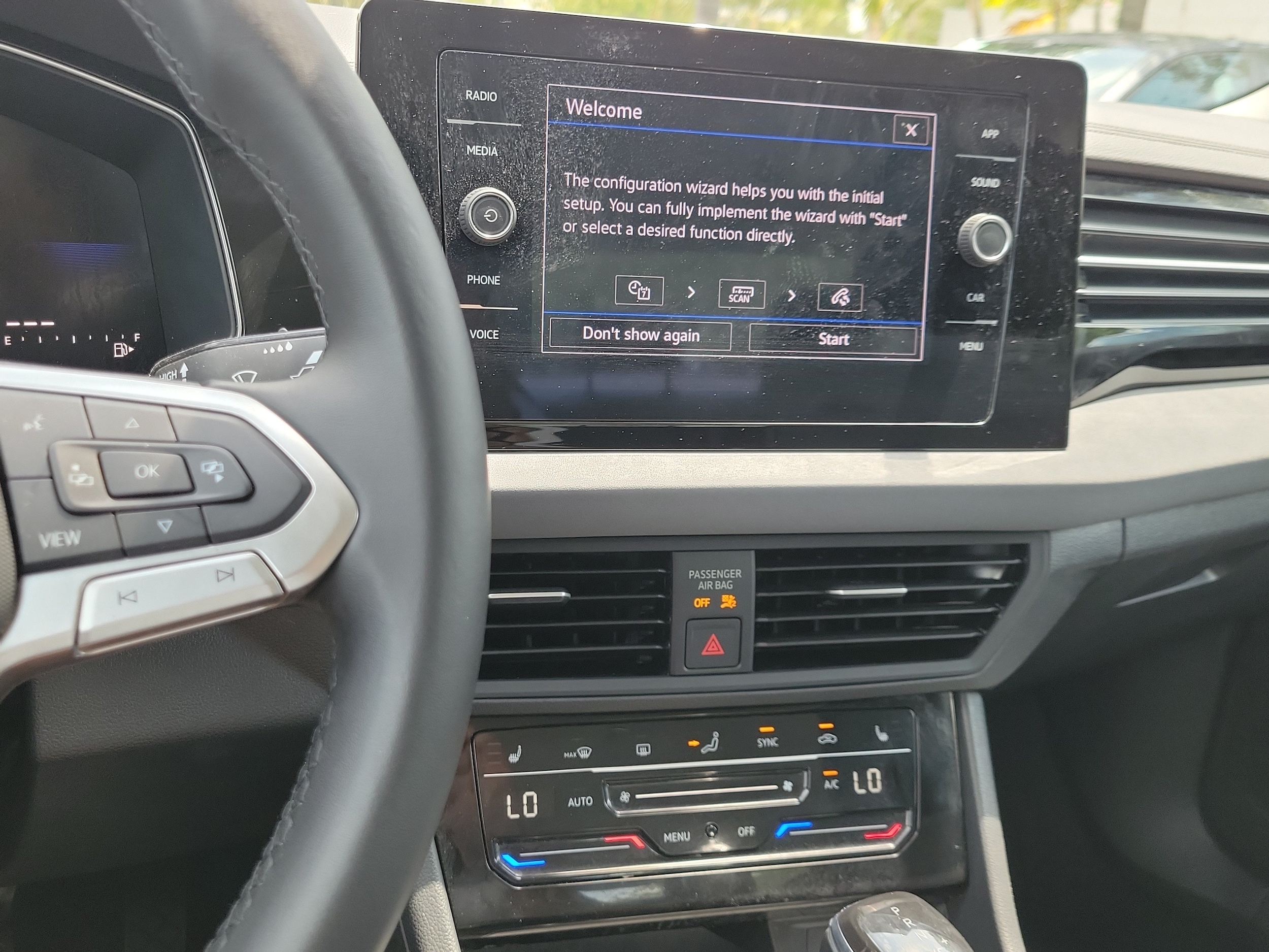 2025 Volkswagen Jetta SE - Photo 27