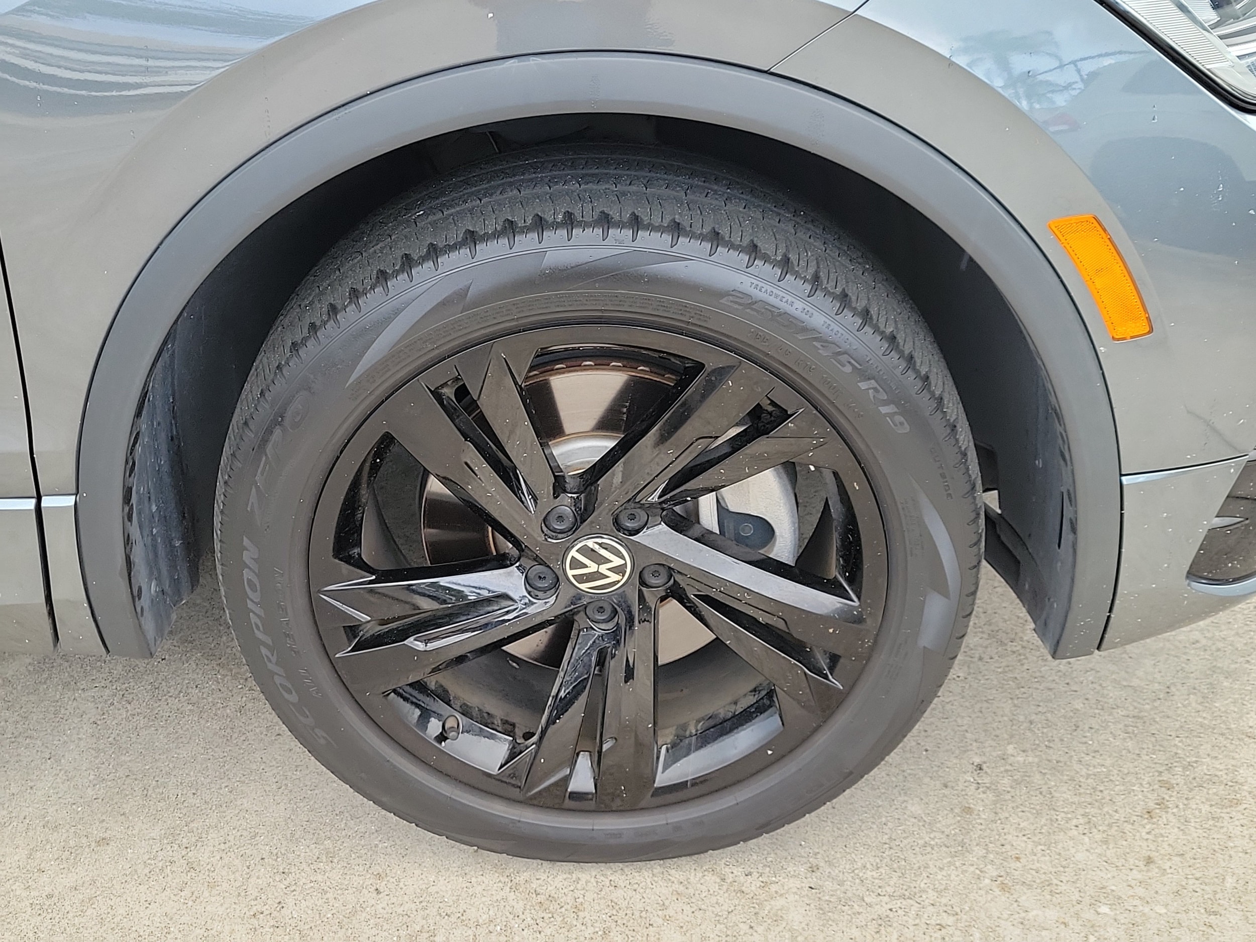 2023 Volkswagen Tiguan SE R-LINE BLACK - Photo 10