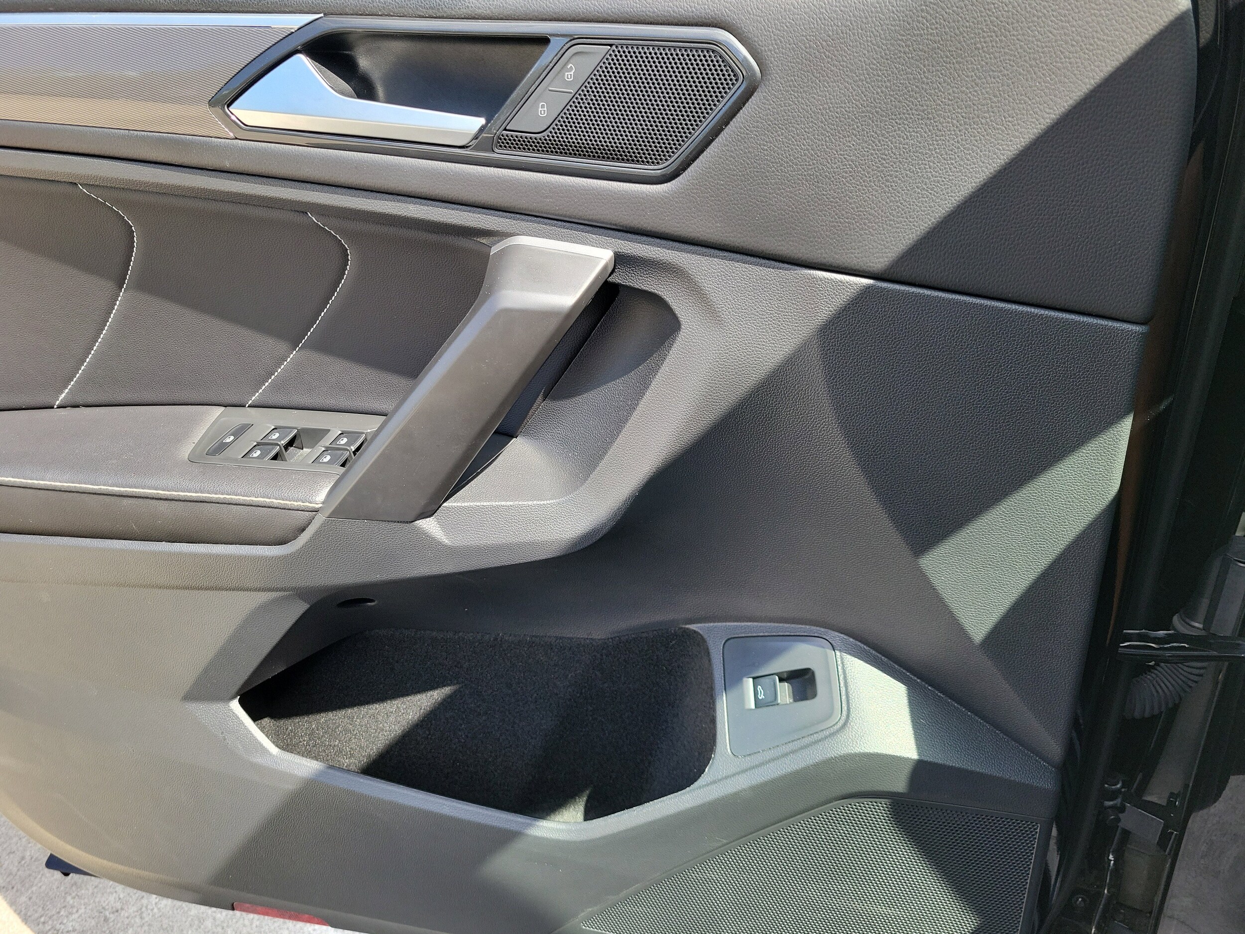 2024 Volkswagen Tiguan SE R-LINE BLACK - Photo 17
