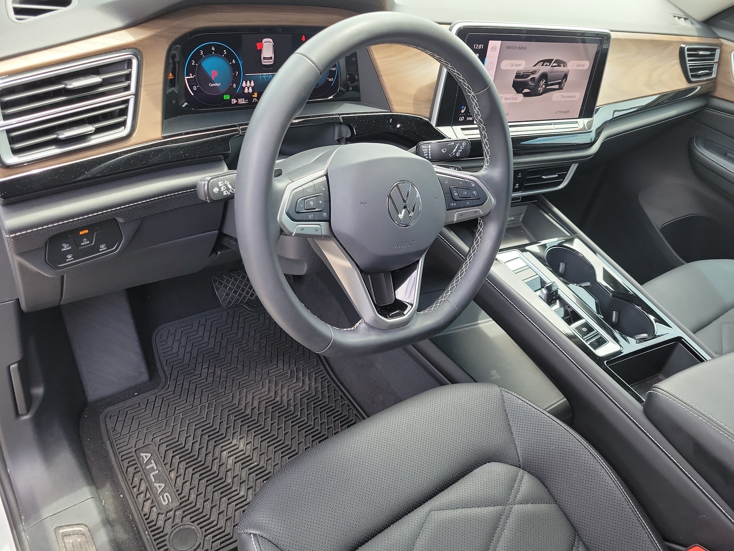 2024 Volkswagen Atlas SE w/Tech - Photo 17