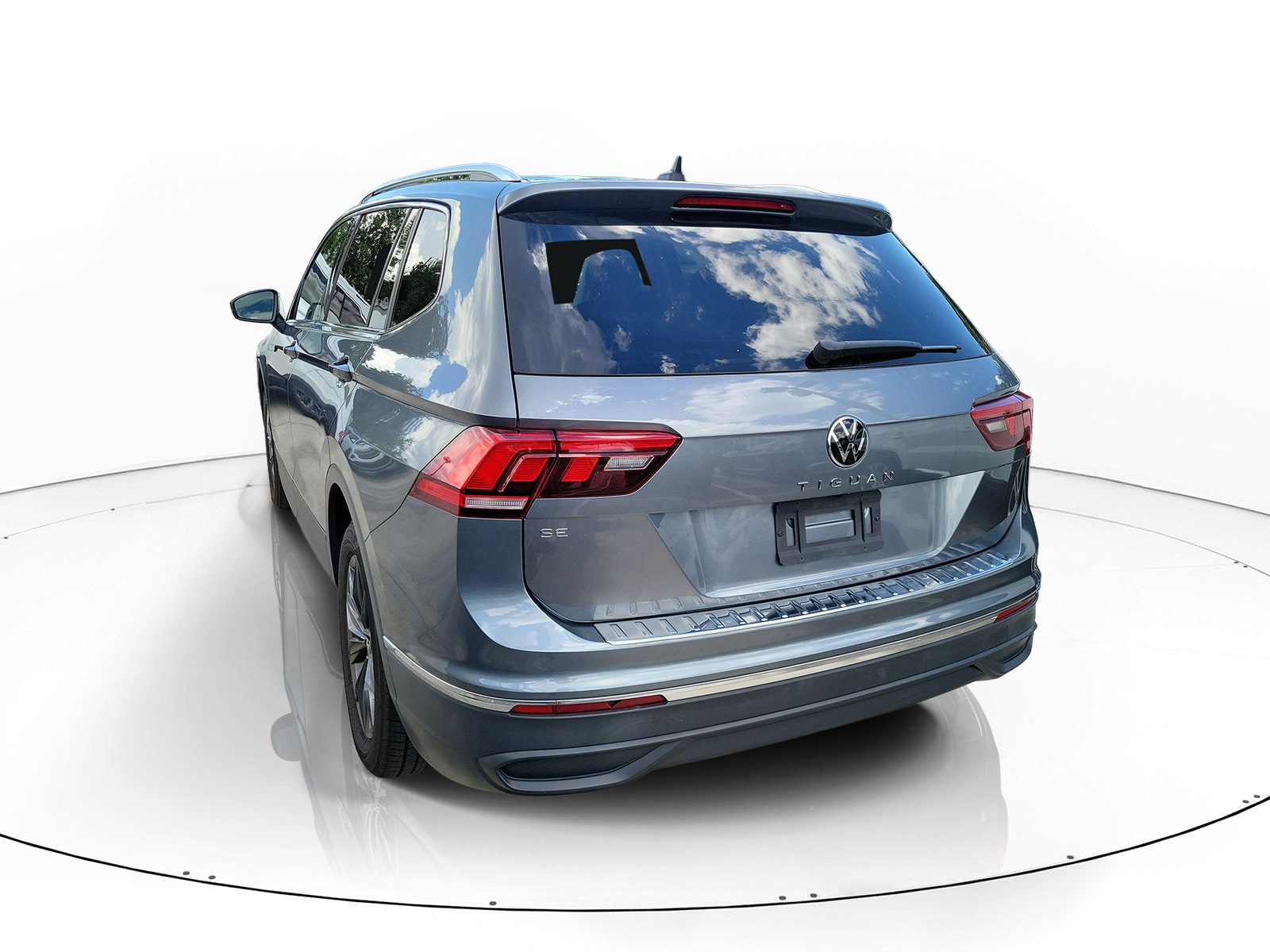 2023 Volkswagen Tiguan SE - Photo 6