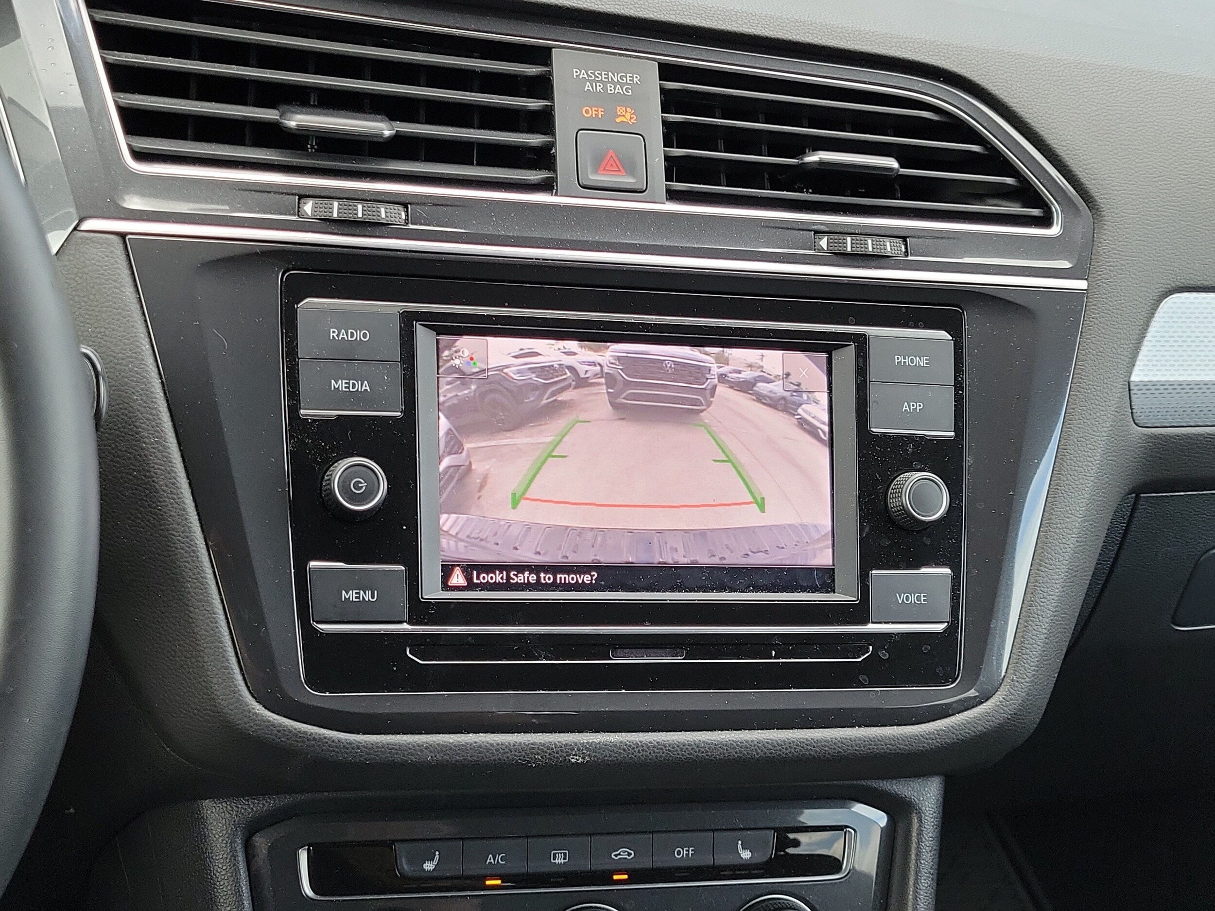 2023 Volkswagen Tiguan S - Photo 23