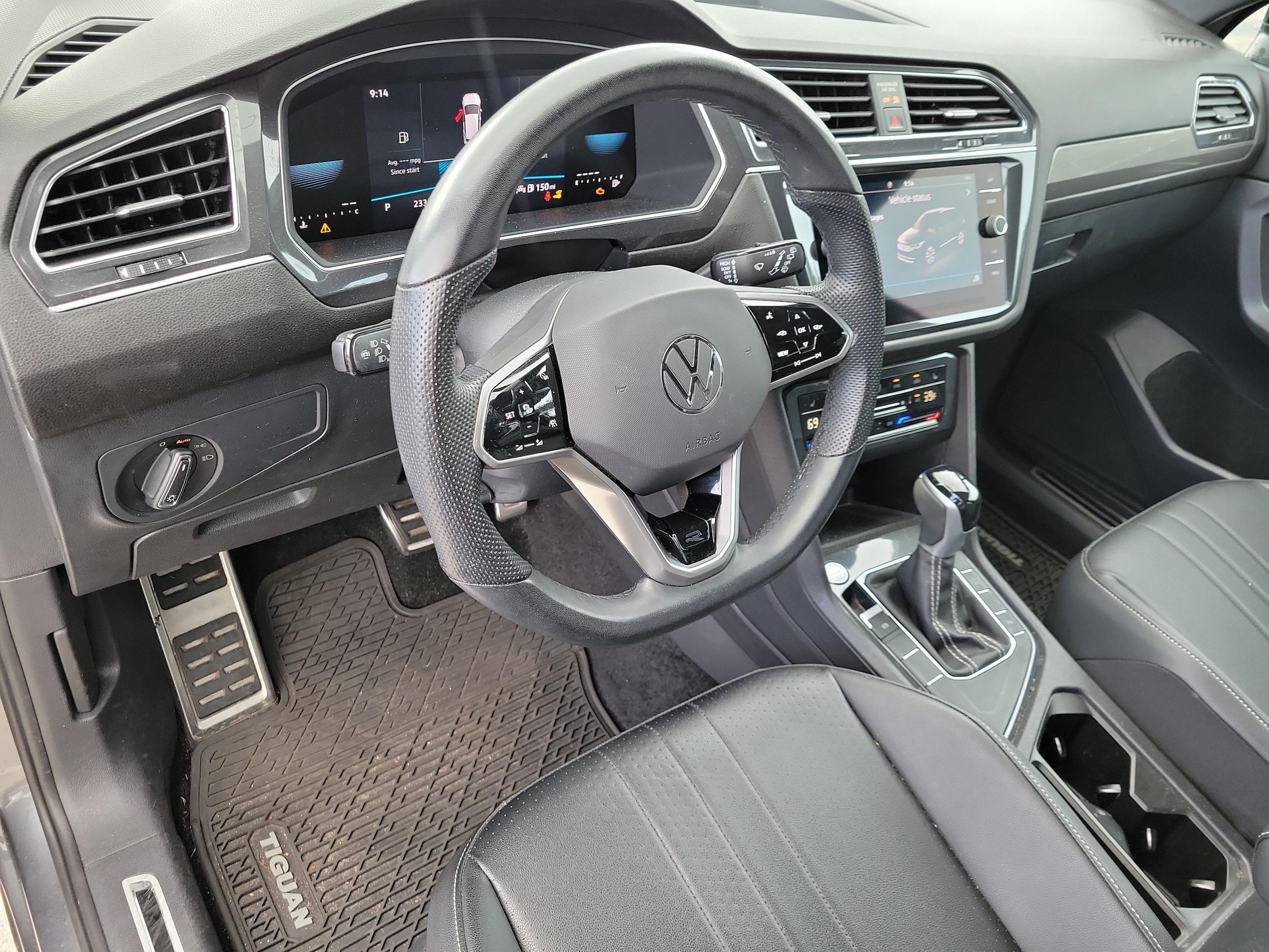 2023 Volkswagen Tiguan SE R-LINE BLACK - Photo 17