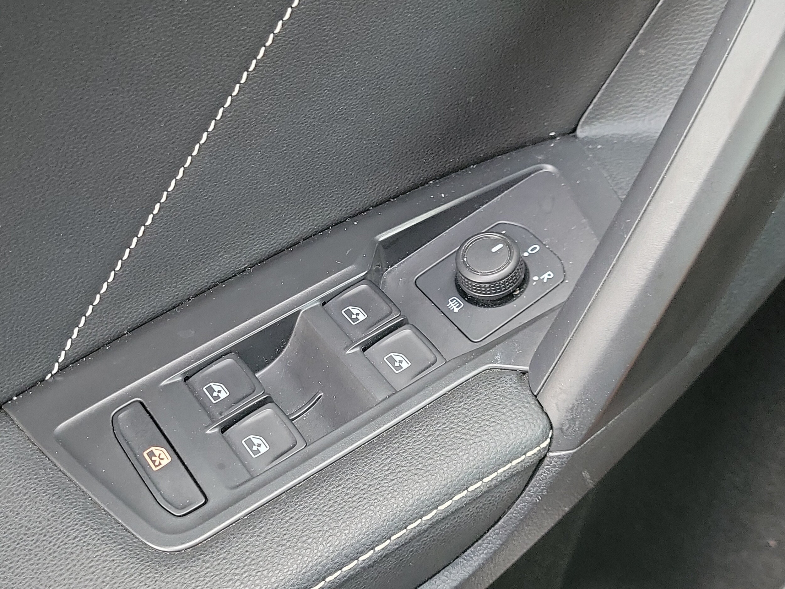 2023 Volkswagen Tiguan S - Photo 26