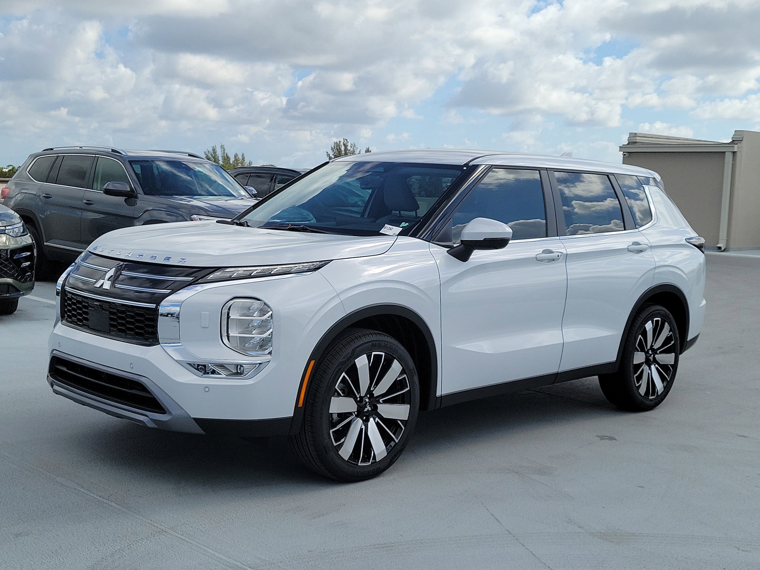 2026 Mitsubishi Outlander