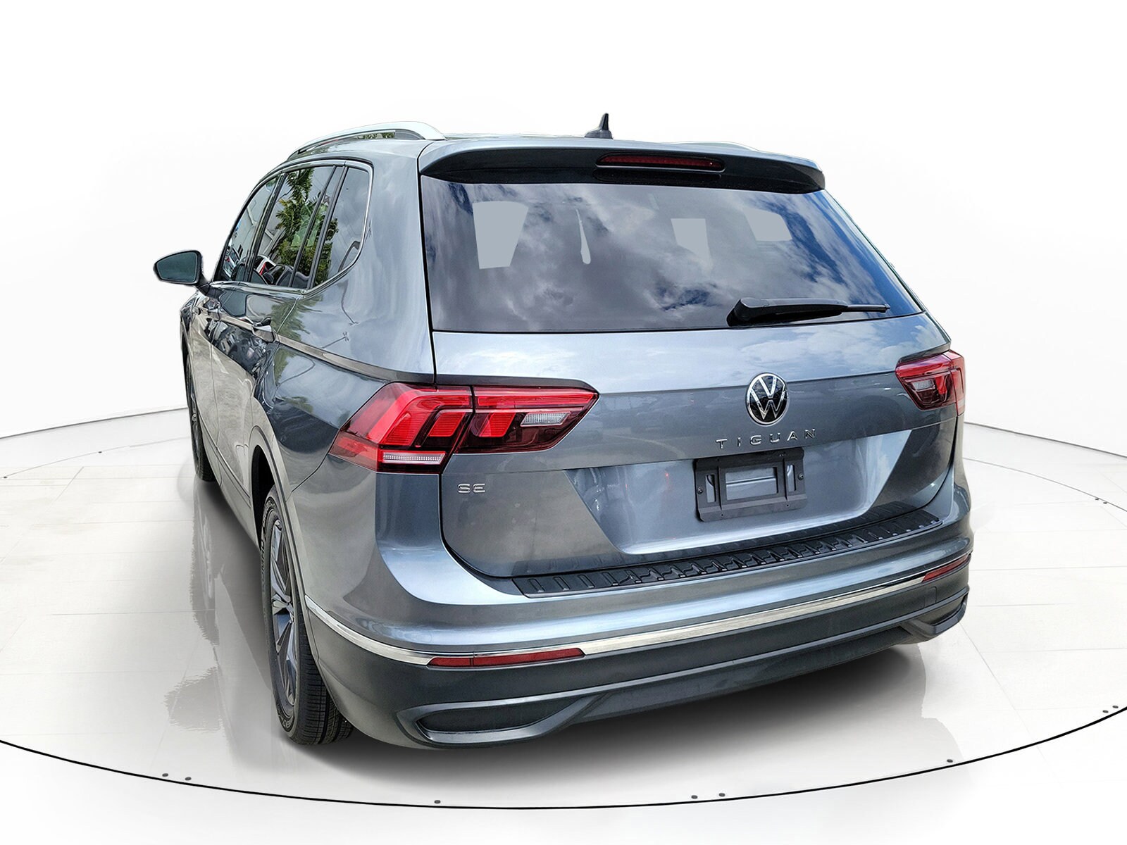 2023 Volkswagen Tiguan SE - Photo 7