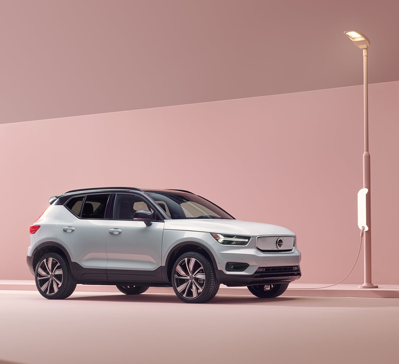 Volvo EV Range Volvo C40 Volvo XC40 Recharge Compared