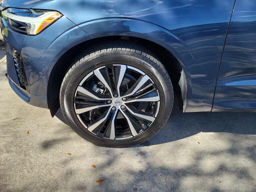 Used 2024 Volvo XC60 B5 Plus Dark SUV