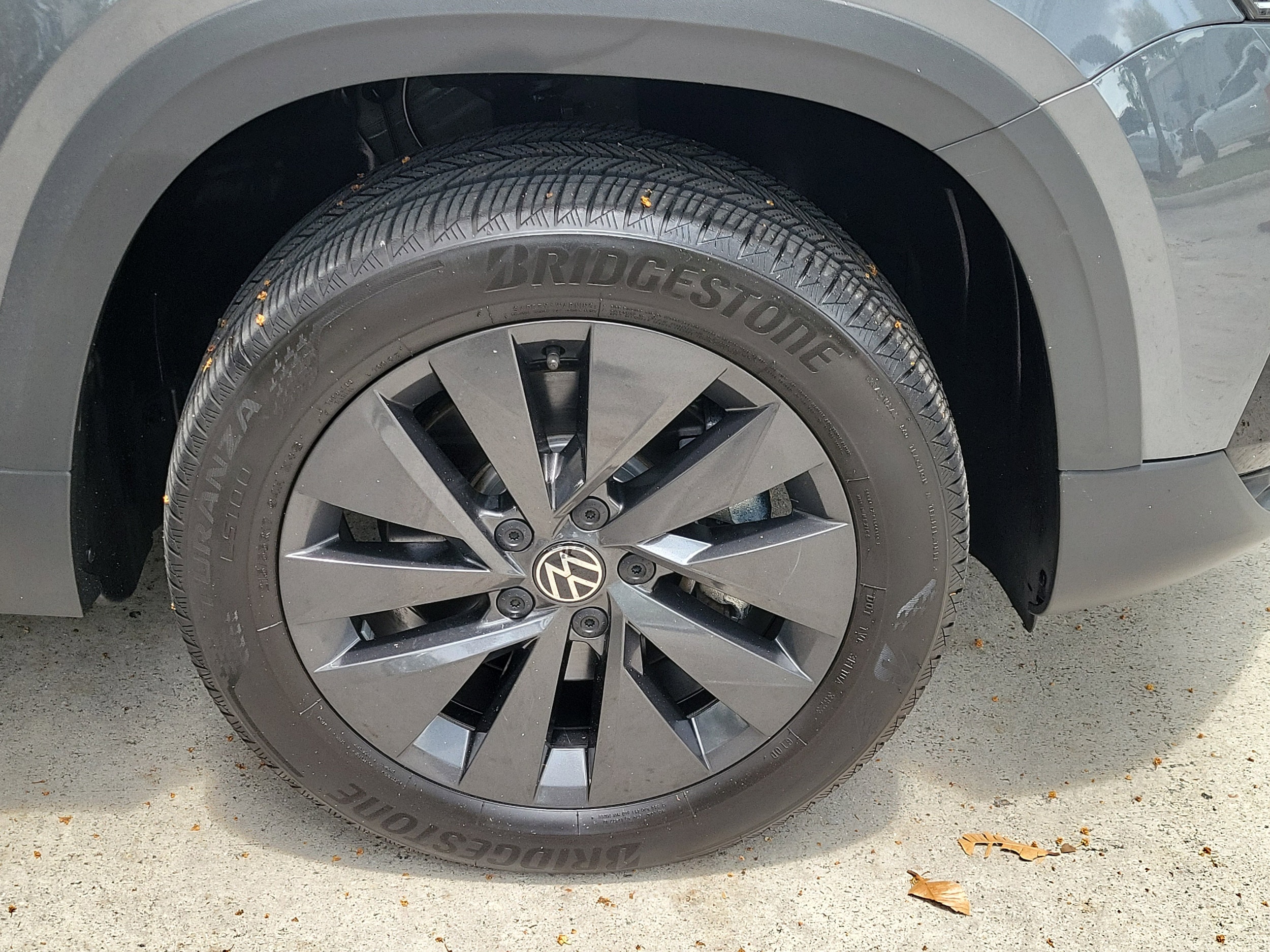 2024 Volkswagen Taos S - Photo 12