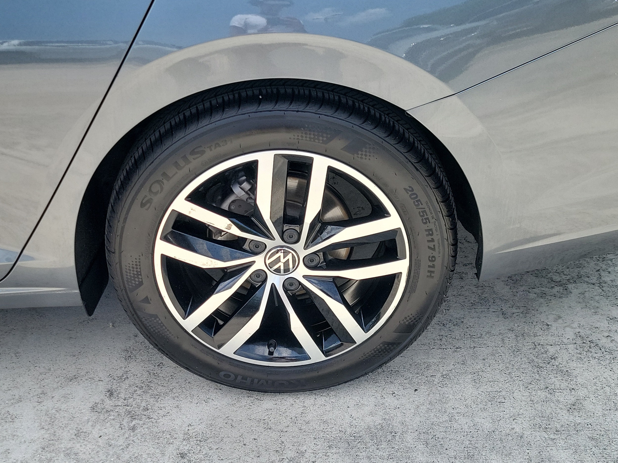 2025 Volkswagen Jetta SE - Photo 6