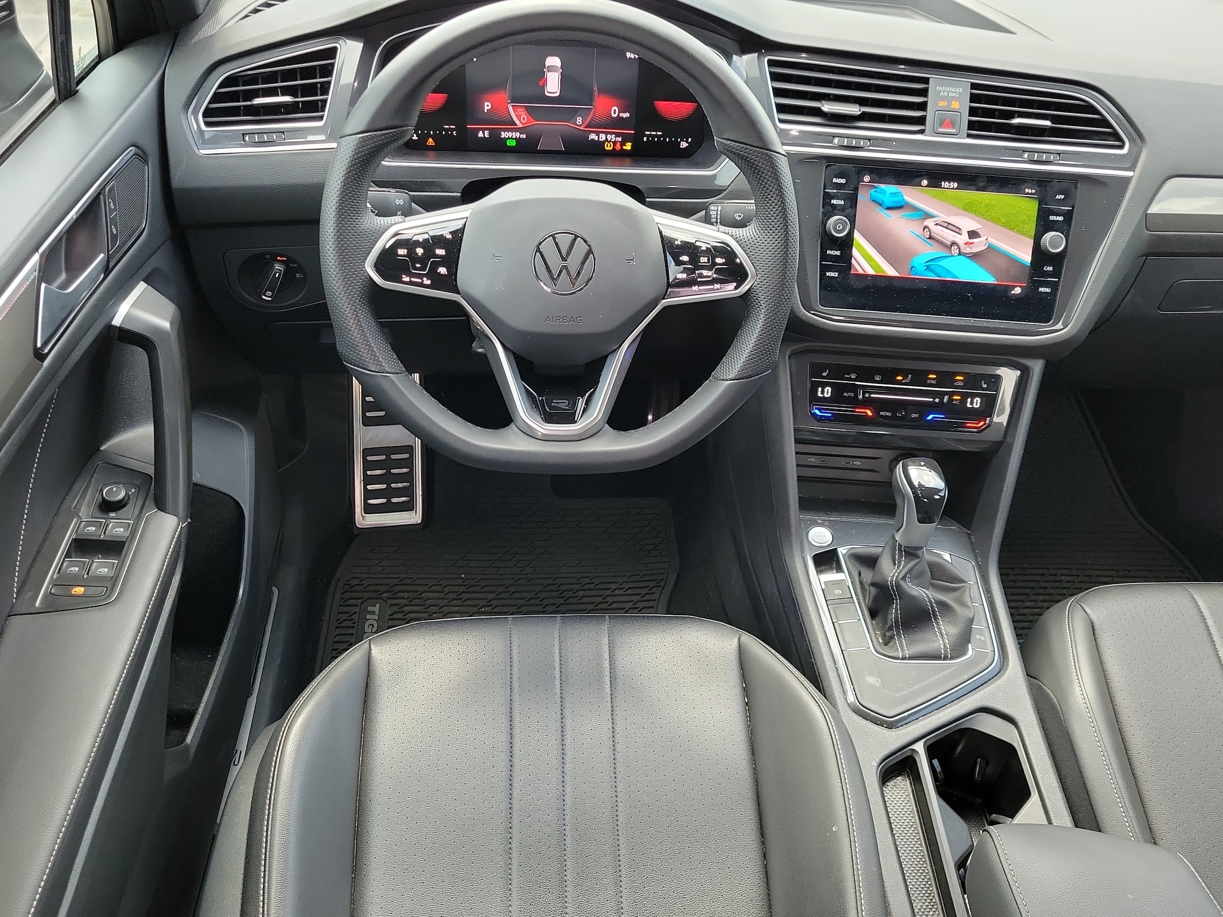 2023 Volkswagen Tiguan SE R-LINE BLACK - Photo 11