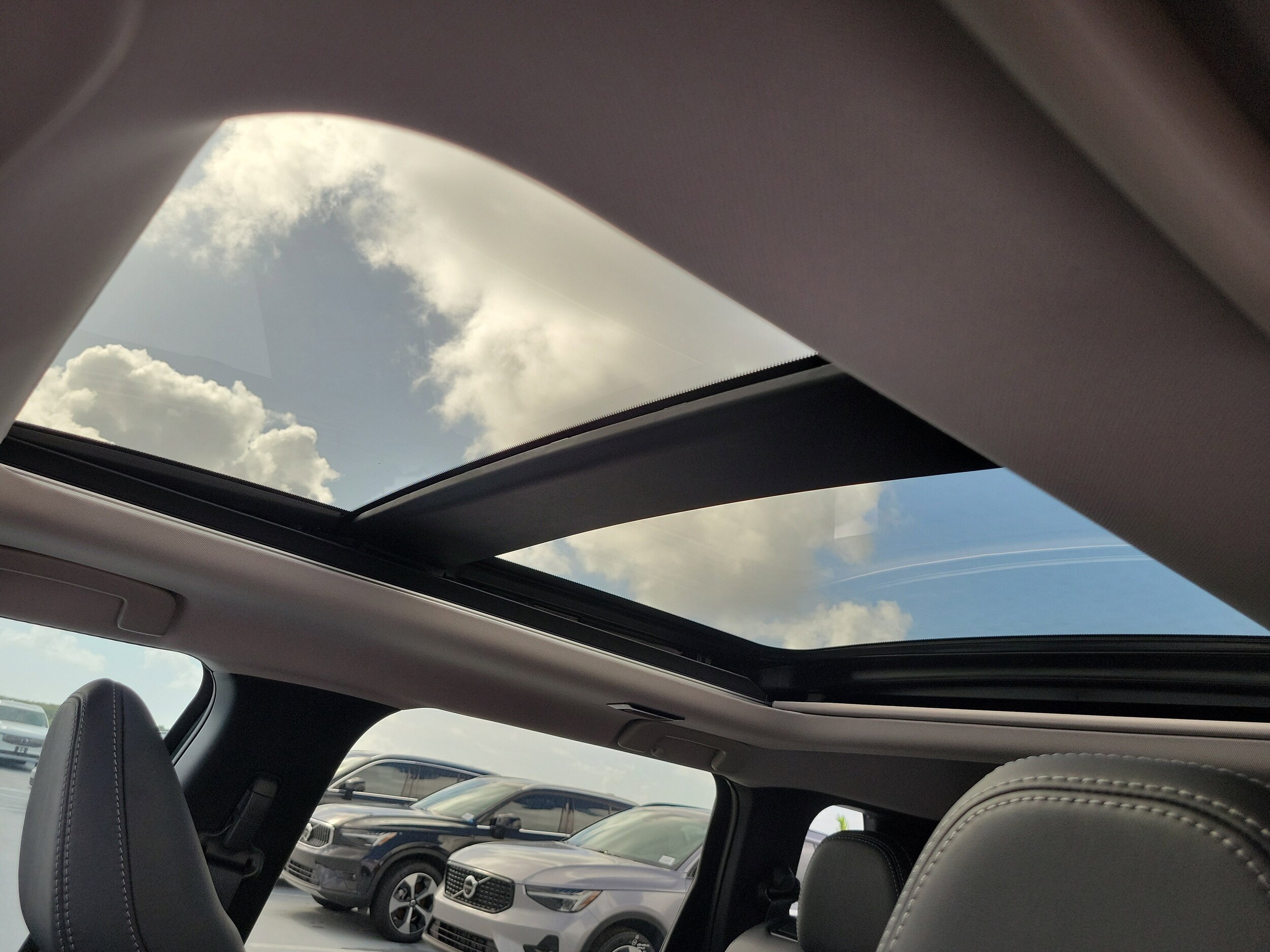 2025 Mitsubishi Outlander SE - Photo 12