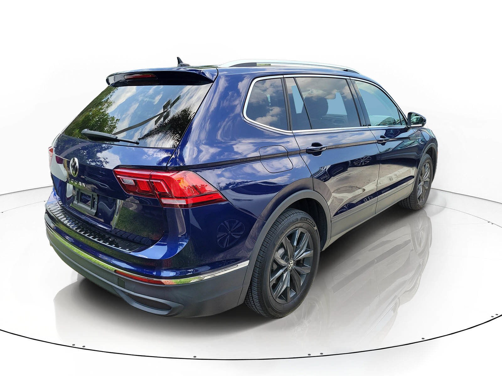 2024 Volkswagen Tiguan SE - Photo 7