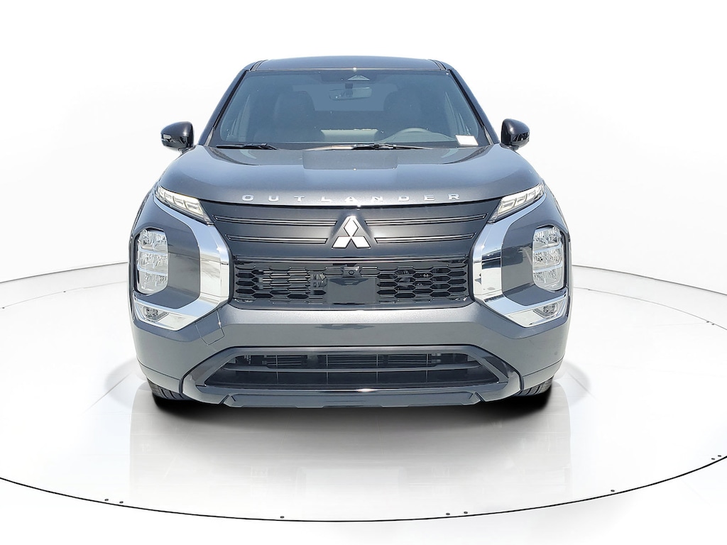 New 2026 Mitsubishi Outlander LE SUV