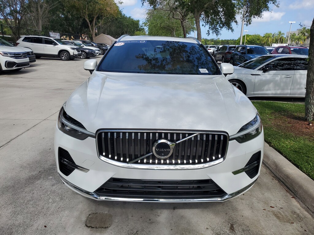 Used 2022 Volvo XC60 Recharge Plug-In Hybrid T8 Inscription Extended Range SUV