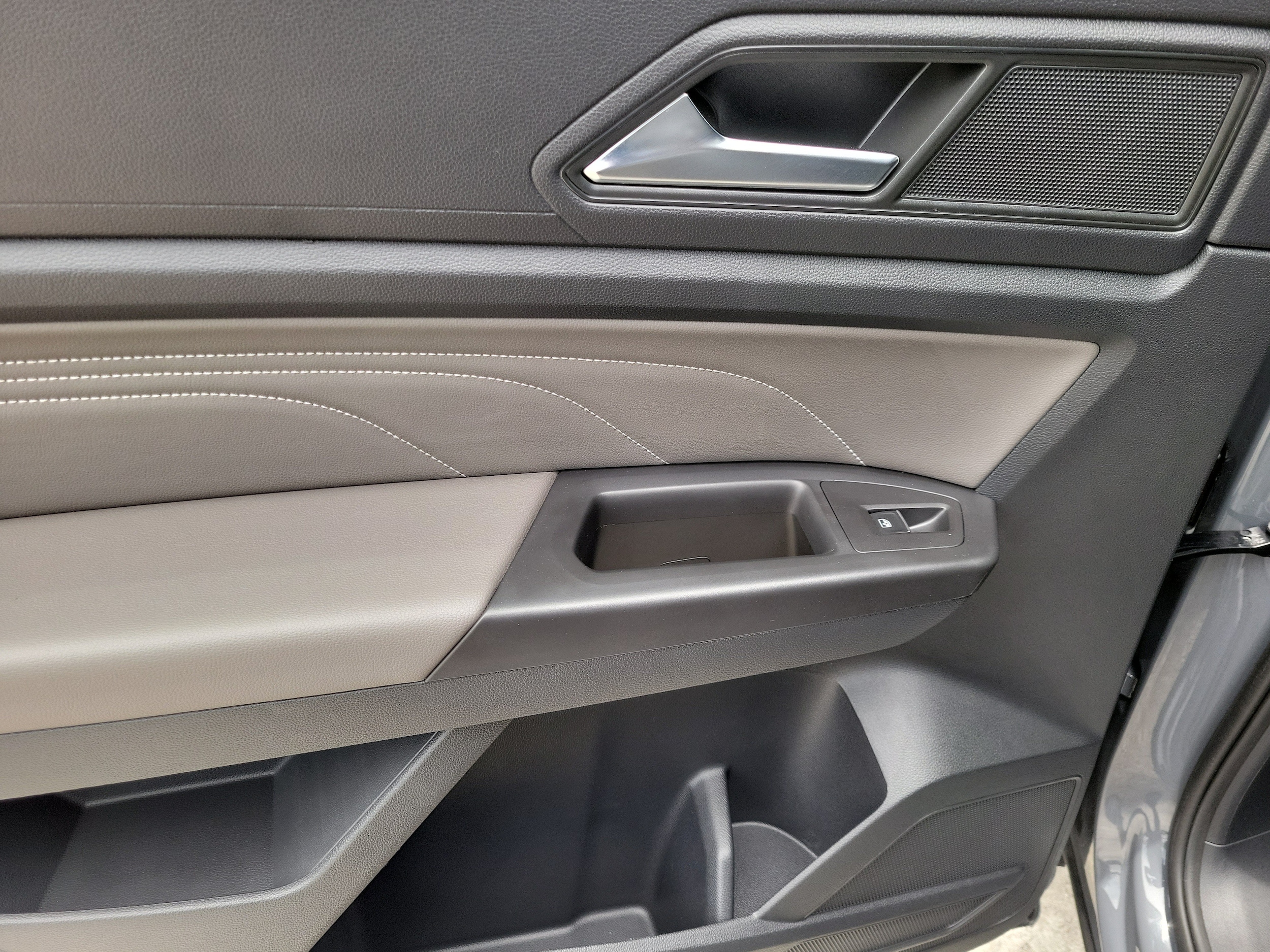 2023 Volkswagen Atlas Cross Sport SEL R-Line Black - Photo 15
