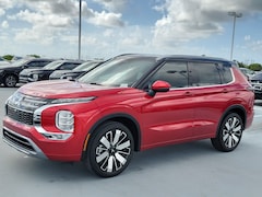 2025 Mitsubishi Outlander SEL SUV