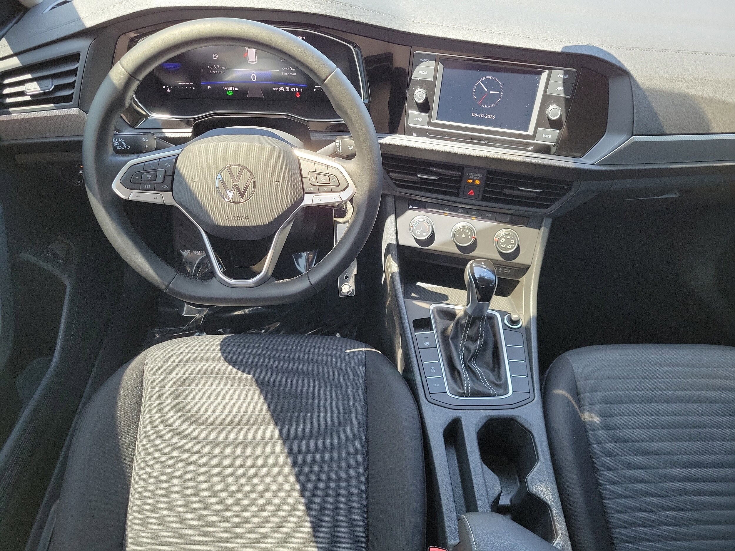2024 Volkswagen Jetta S - Photo 12
