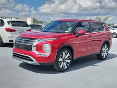 2025 Mitsubishi Outlander SE SUV