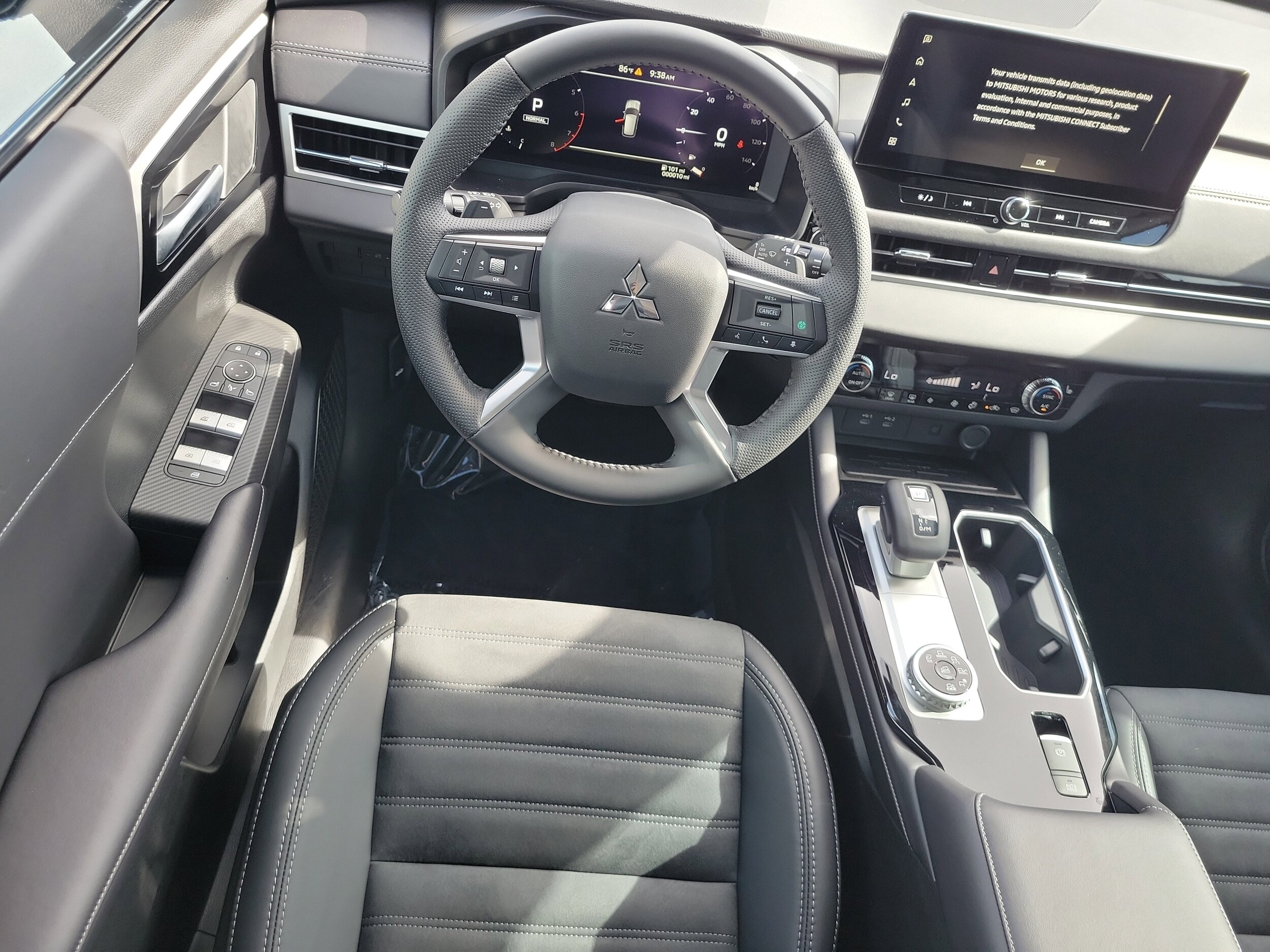 2025 Mitsubishi Outlander SE - Photo 9