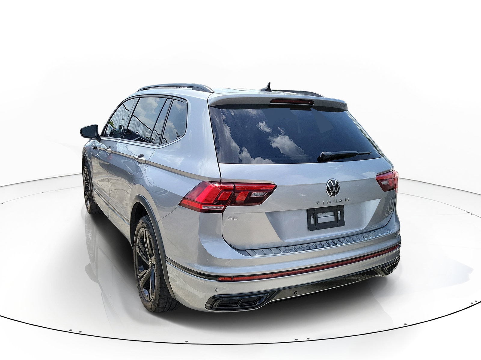 2023 Volkswagen Tiguan SE R-LINE BLACK - Photo 6