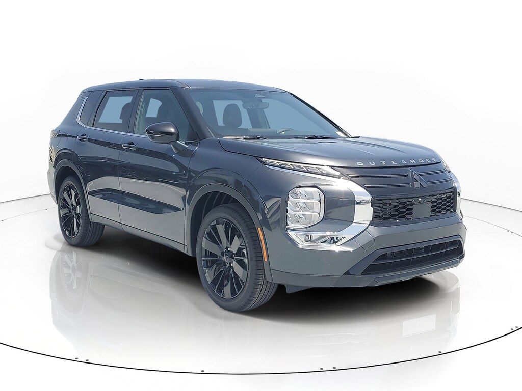 New 2026 Mitsubishi Outlander LE SUV