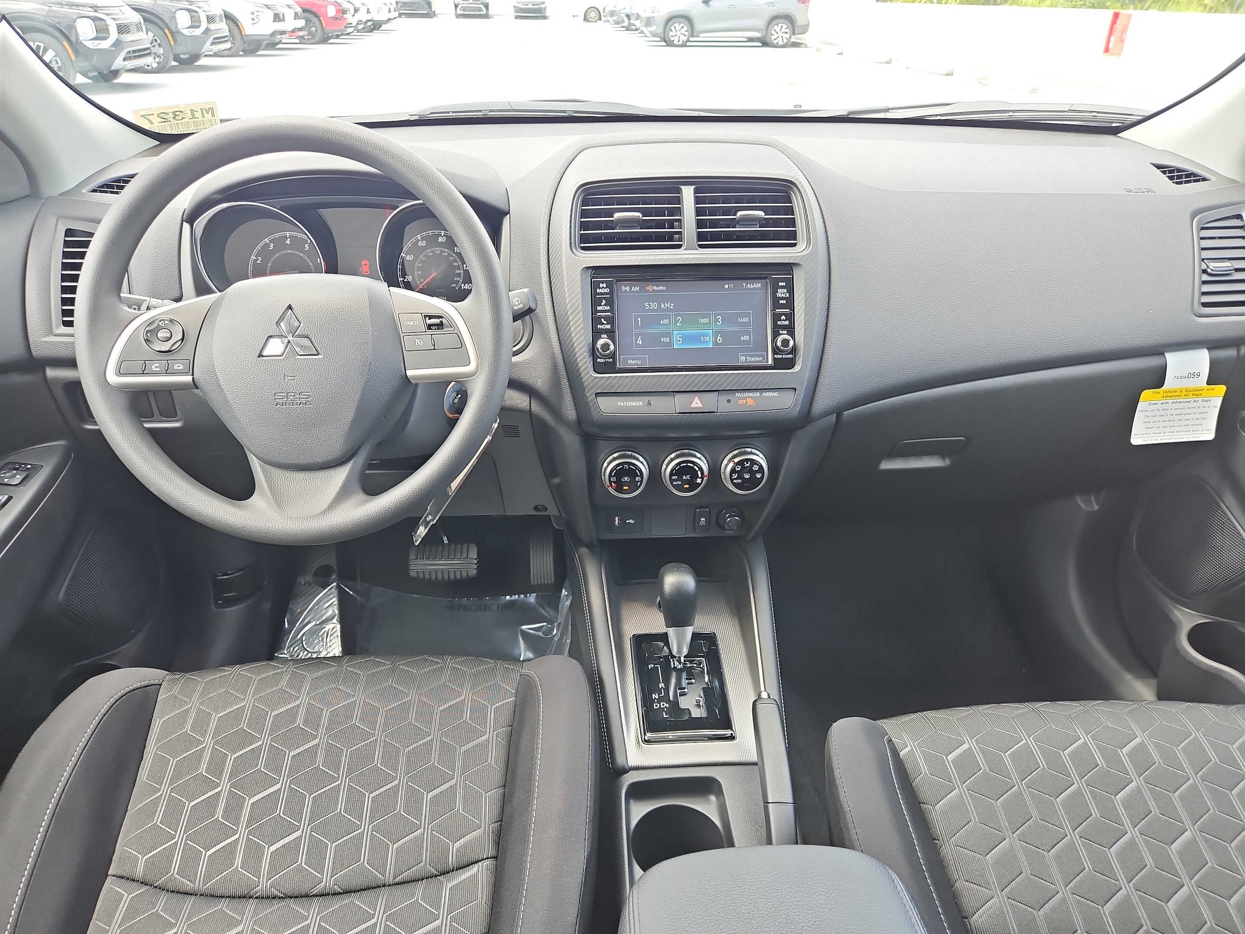 2025 Mitsubishi Outlander Sport ES - Photo 7