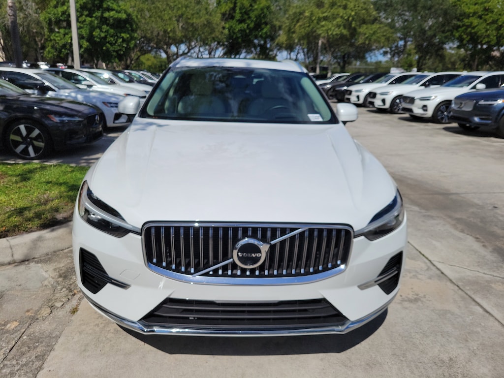 Used 2023 Volvo XC60 Recharge Plug-In Hybrid Ultimate Bright SUV