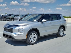 2026 Mitsubishi Outlander ES SUV