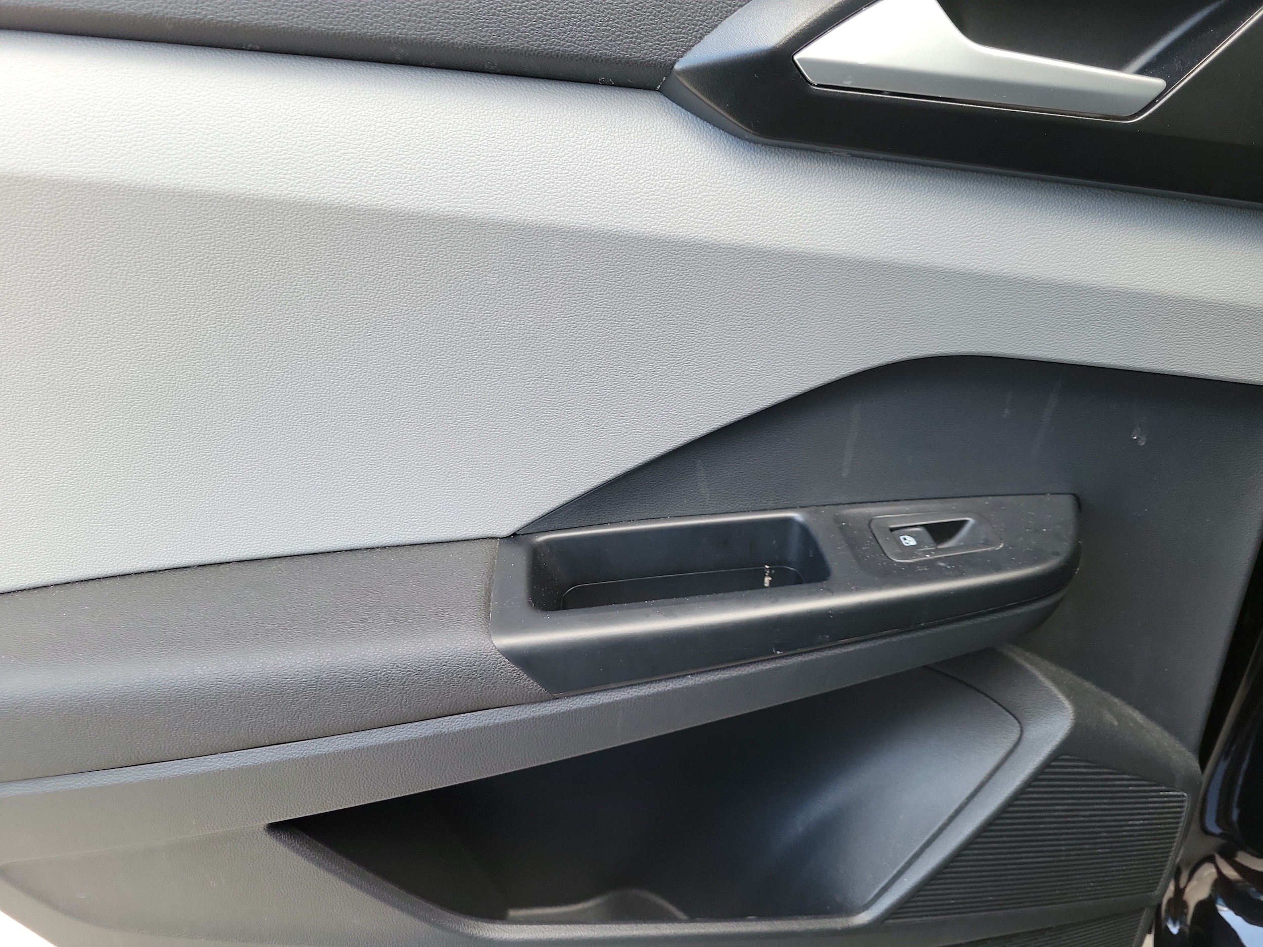 2023 Volkswagen Taos SE - Photo 15
