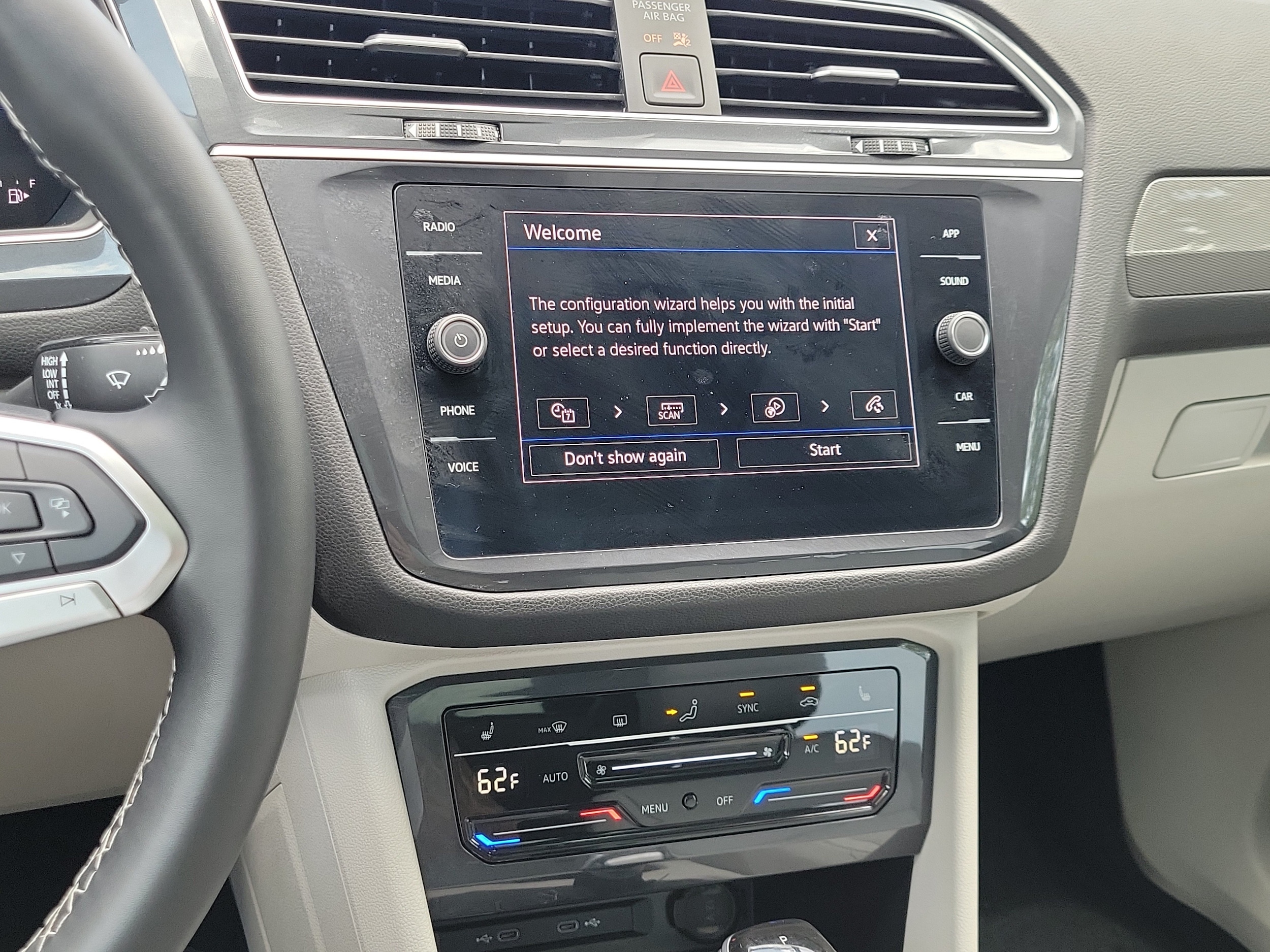 2024 Volkswagen Tiguan SE - Photo 22