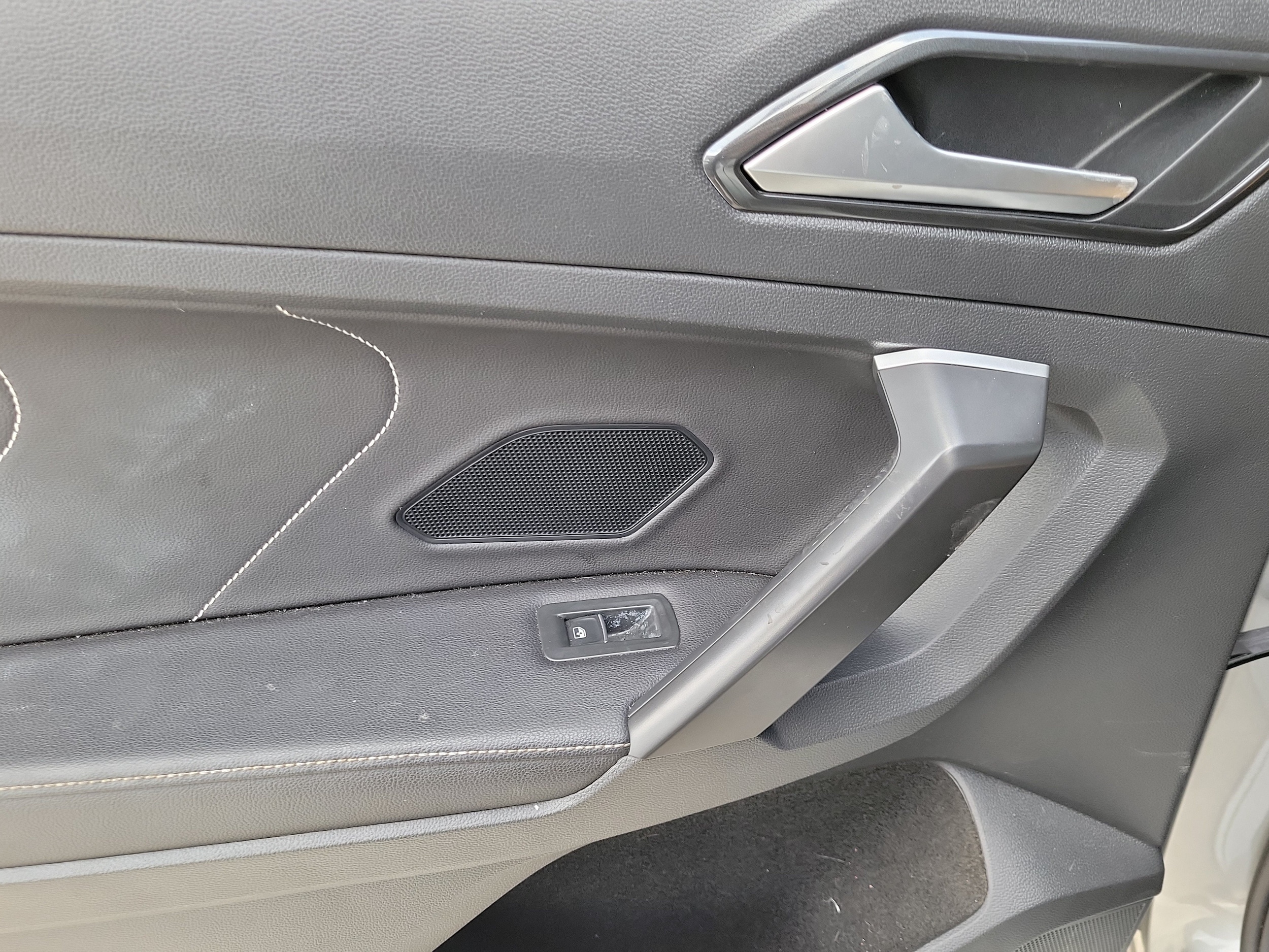 2023 Volkswagen Tiguan SE R-LINE BLACK - Photo 15