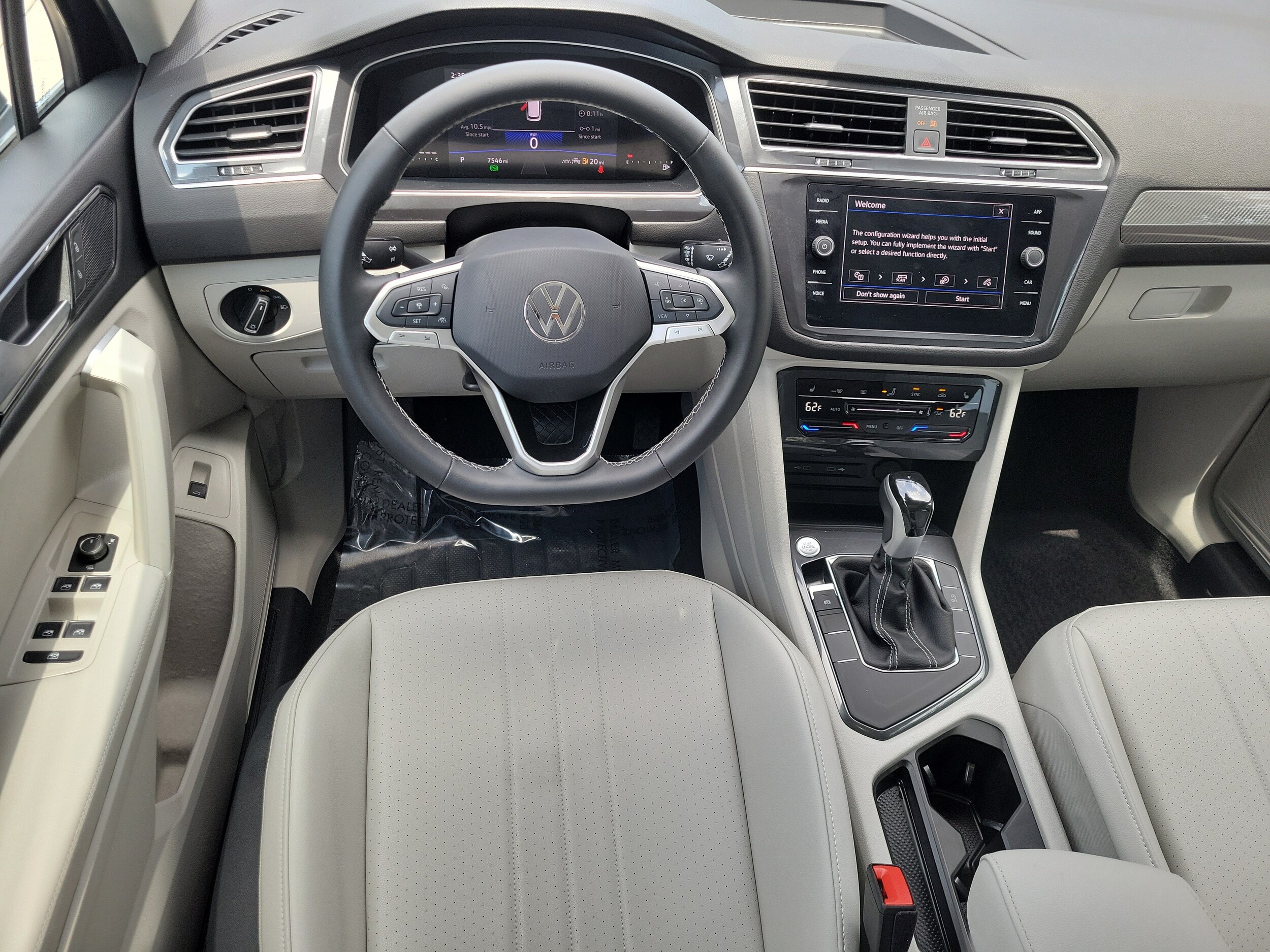2024 Volkswagen Tiguan SE - Photo 10