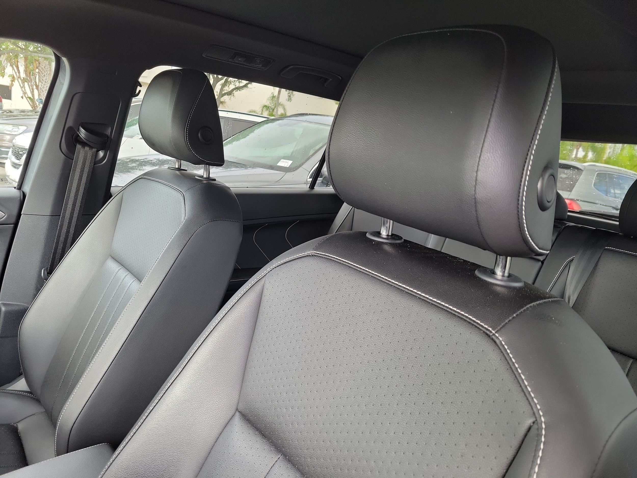 2023 Volkswagen Tiguan SE R-LINE BLACK - Photo 18