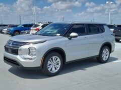 2026 Mitsubishi Outlander ES SUV