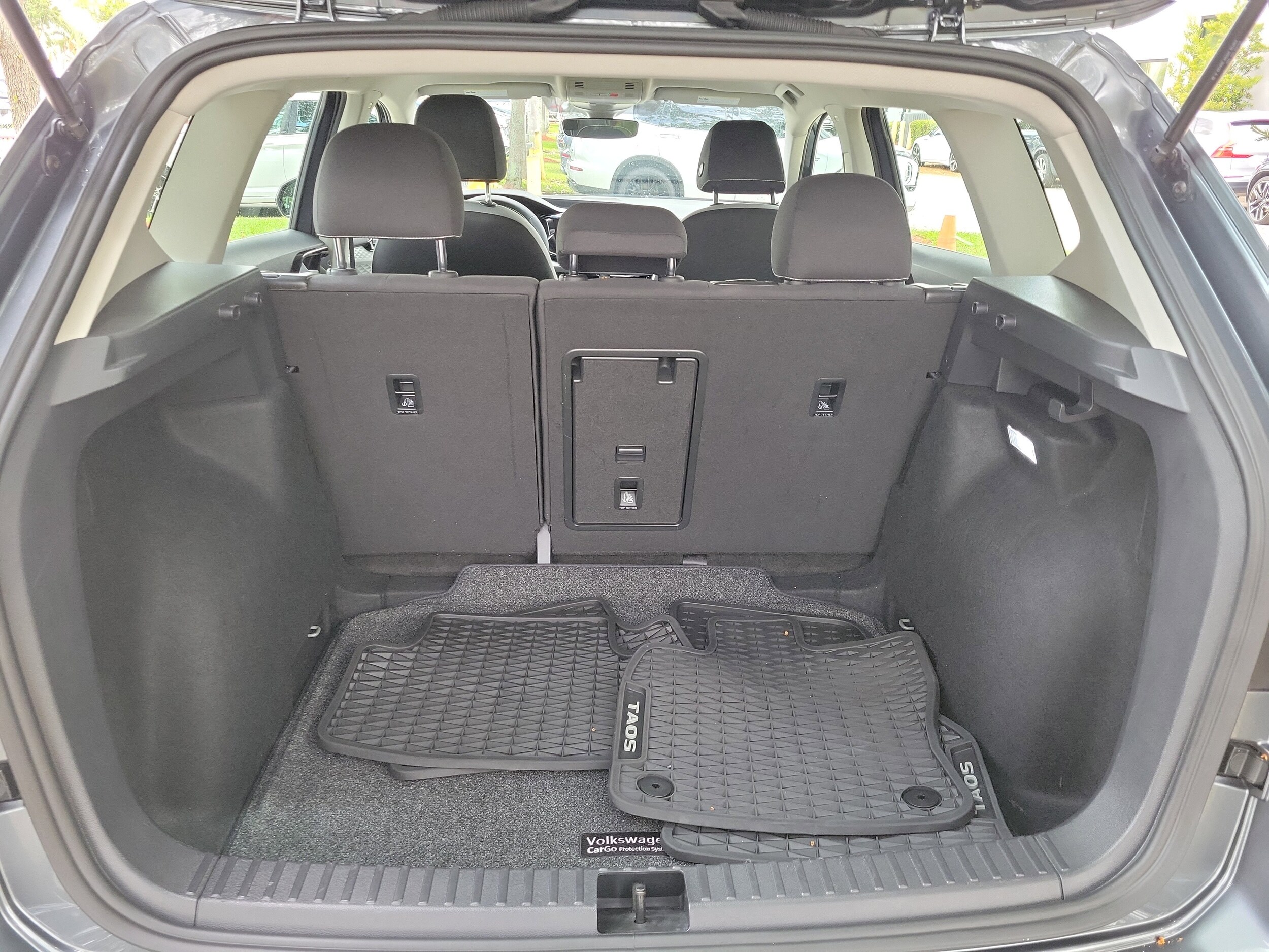 2024 Volkswagen Taos S - Photo 10