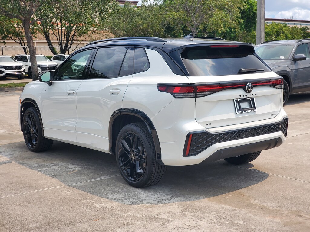 New 2026 Volkswagen Tiguan 2.0T SE R-Line Black SUV