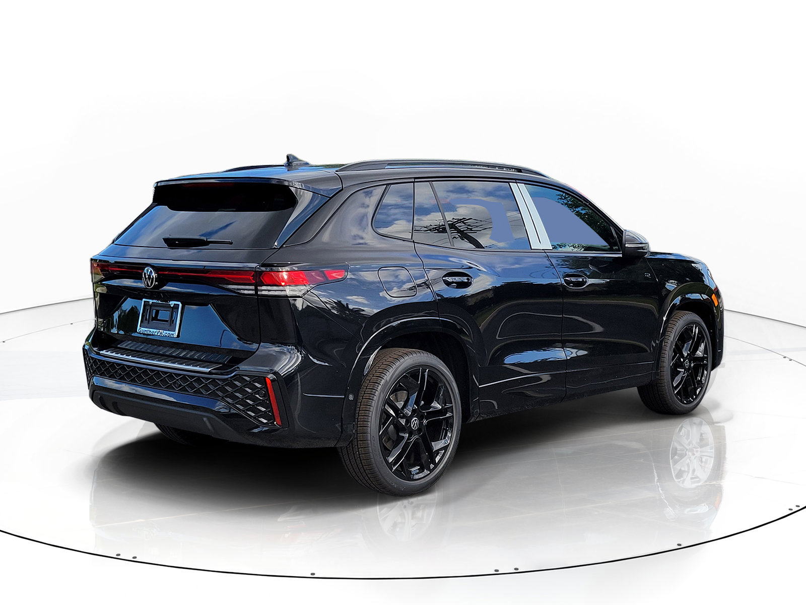 New 2026 Volkswagen Tiguan SE R-Line Black SUV