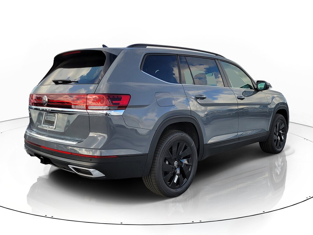 New 2026 Volkswagen Atlas SE w/Technology SUV