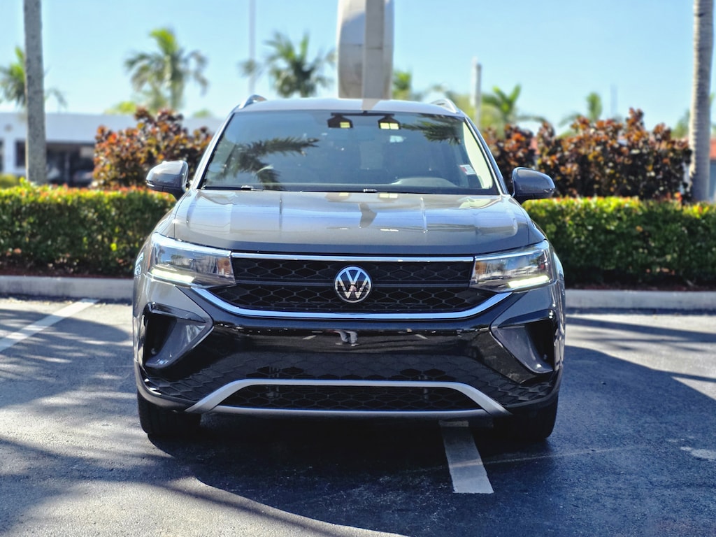 Certified 2022 Volkswagen Taos 1.5T SE SUV