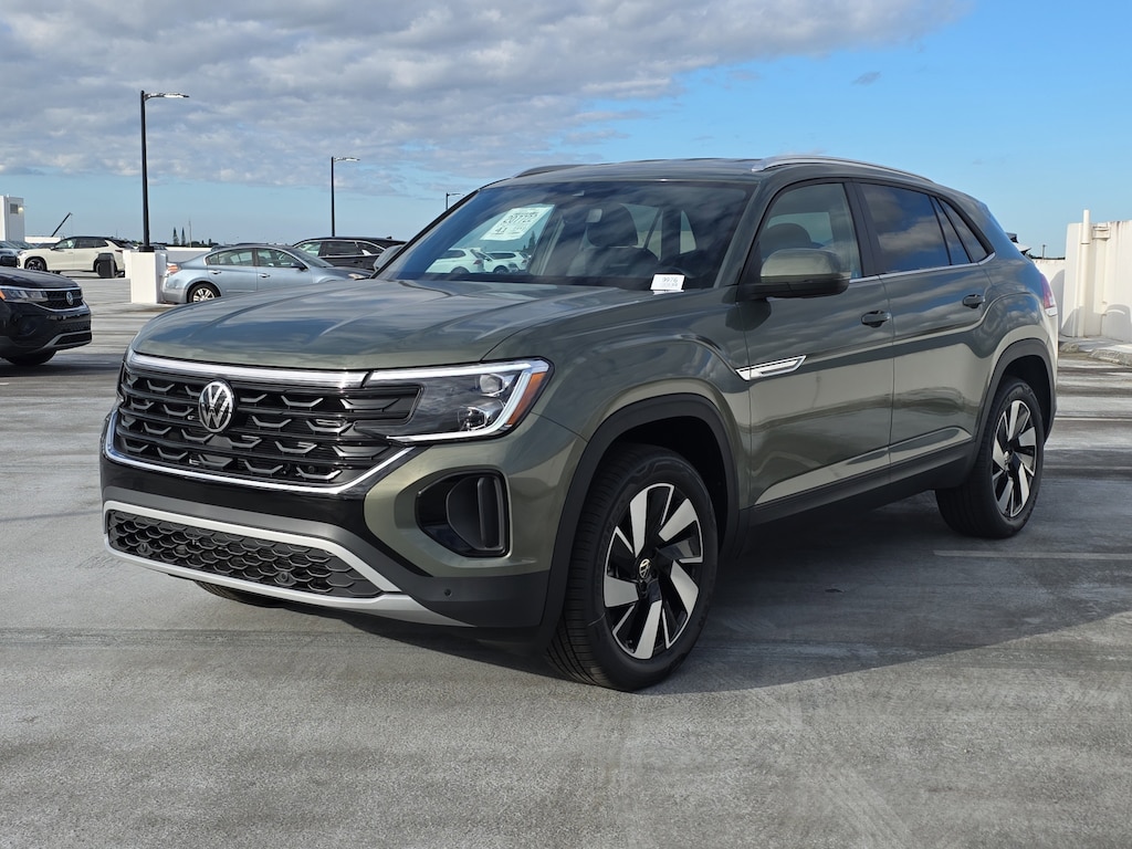 New 2026 Volkswagen Atlas Cross Sport 2.0T SE w/Technology SUV